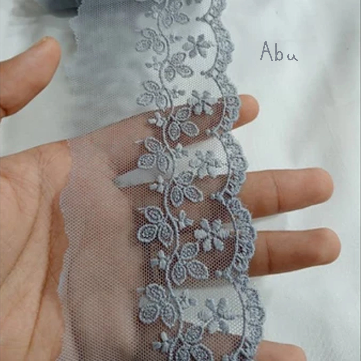 網紗蕾絲 ~ 圖案闊度 4.5cm ~ 蕾絲闊 7cm