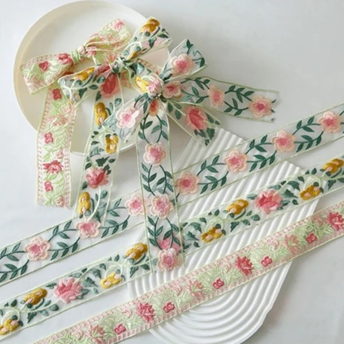 花卉刺繡蕾絲 ~ 闊 5cm