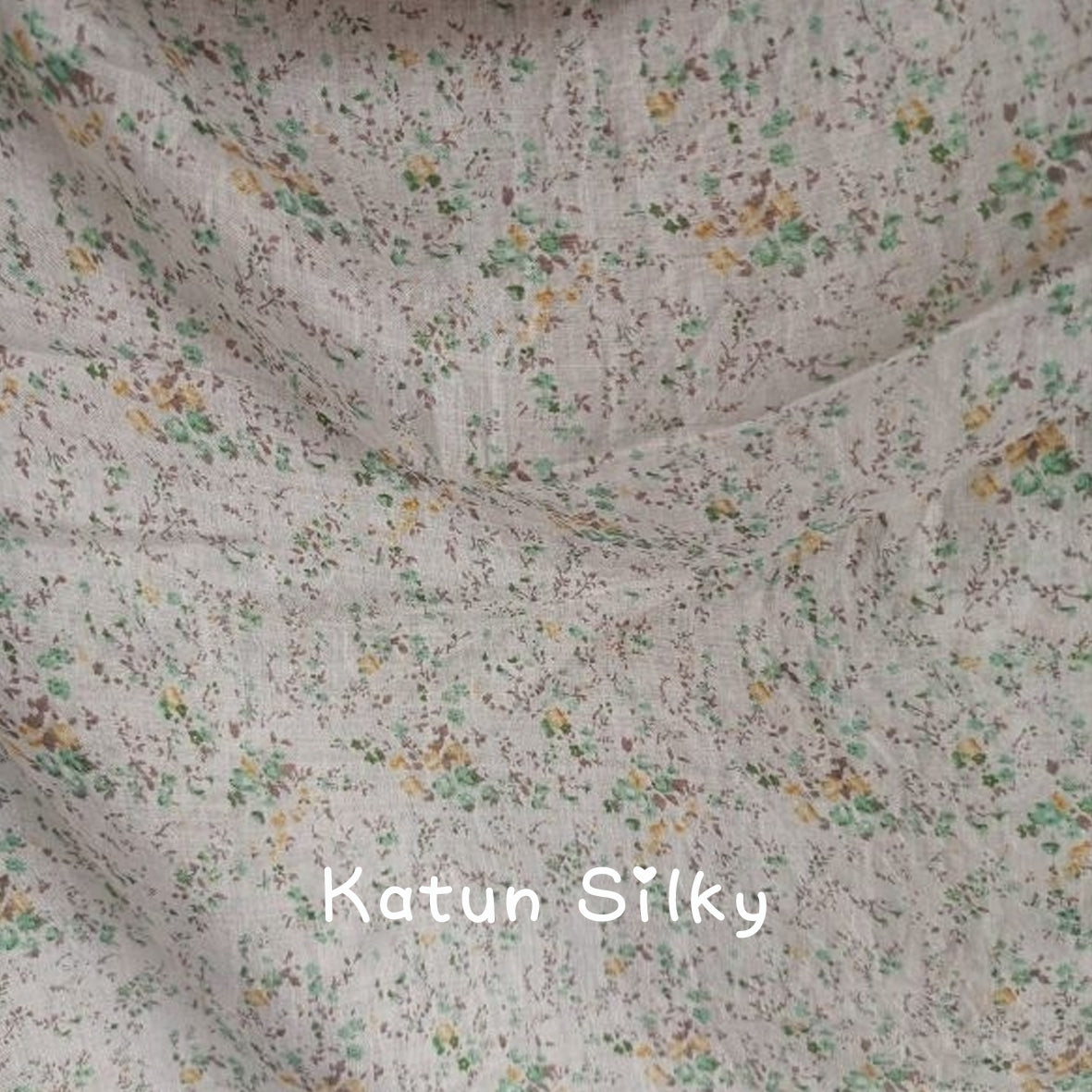 Katun Silky 薄碎花布 - 適合上衣/ 連身裙 （需打厘布）